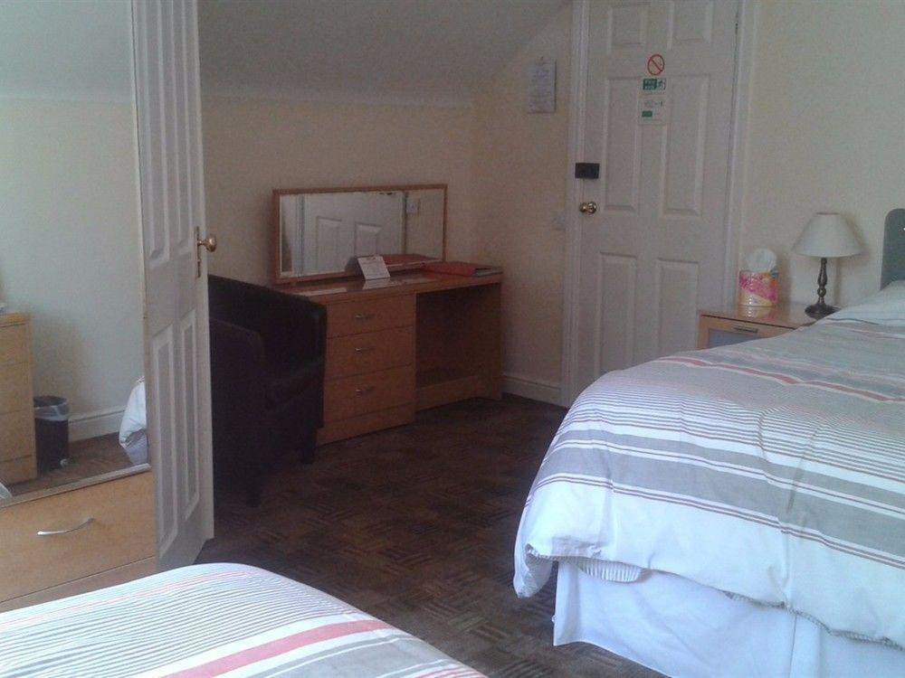 Aaron Lodge Guest House 레스터 외부 사진